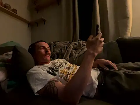 AverageMaleJay online show from 10, 1, 2026