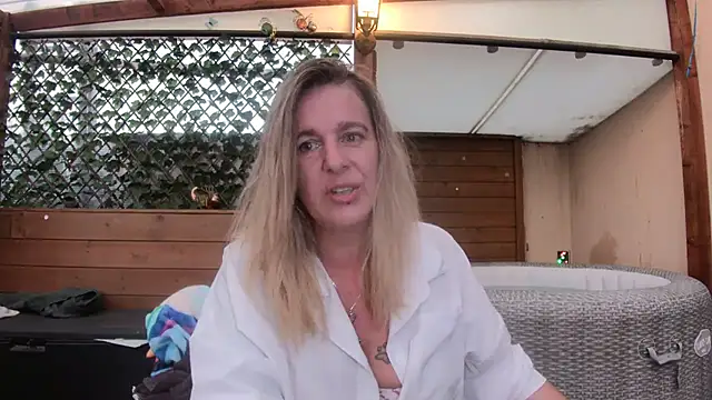 Delichieuse5 online show from 24, 6, 2026