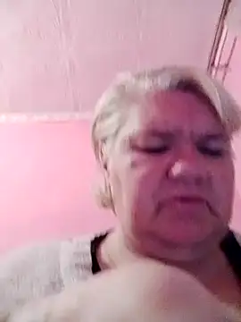 Snapshot of LusiyaGold5 chatting on 29, 10, 2025 LusiyaGold5 online show from 29, 10, 2025