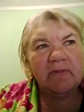 Snapshot of LusiyaGold5 chatting on 22, 11, 2025 LusiyaGold5 online show from 22, 11, 2025