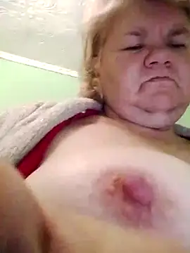 Snapshot of LusiyaGold5 chatting on 30, 11, 2025 LusiyaGold5 online show from 30, 11, 2025