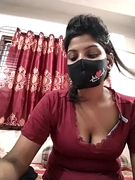 Snapshot of Queen-Any chatting on 9, 10, 2025 Queen-Any online show from 9, 10, 2025