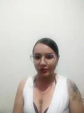 Snapshot of Gardeniia_hot chatting on 4, 10, 2025 Gardeniia hot online show from 4, 10, 2025