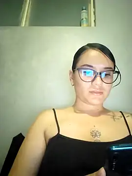 Snapshot of Gardeniia_hot chatting on 9, 10, 2025 Gardeniia hot online show from 9, 10, 2025