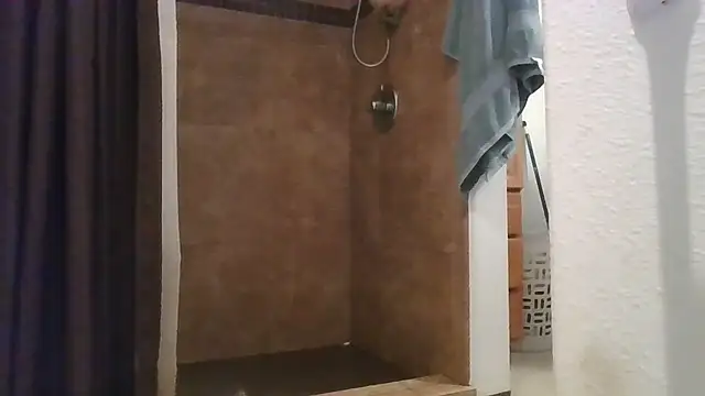 Bighen511xh online show from 31, 10, 2025