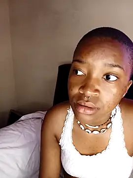 Snapshot of FreakieKay chatting on 8, 10, 2025 FreakieKay online show from 8, 10, 2025