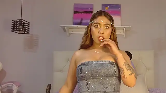Snapshot of Aitanafox chatting on 12, 10, 2025 Aitanafox online show from 12, 10, 2025
