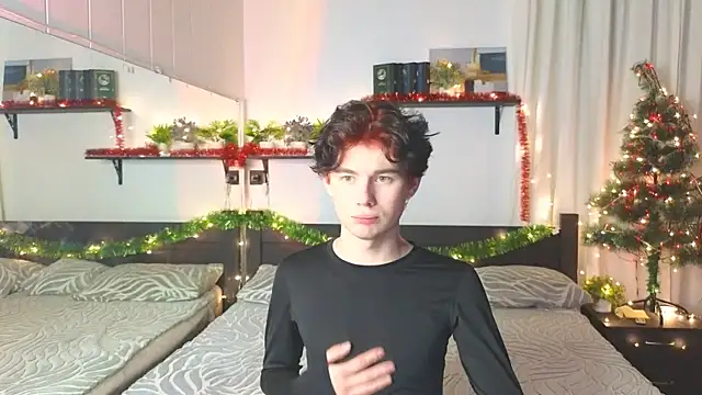 Cute Mike online show from 20, 12, 2025