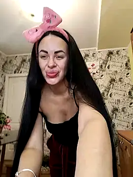 Stefaniyaxq online show from 27, 10, 2025