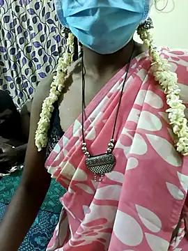 Snapshot of Chennai-couples chatting on 8, 10, 2025 Chennai-couples online show from 8, 10, 2025