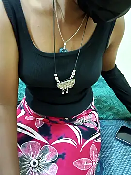 Snapshot of Chennai-couples chatting on 24, 10, 2025 Chennai-couples online show from 24, 10, 2025