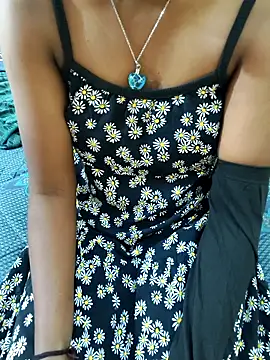 Snapshot of Chennai-couples chatting on 30, 10, 2025 Chennai-couples online show from 30, 10, 2025