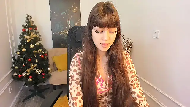 TiffanyYounge online show from 8, 1, 2026