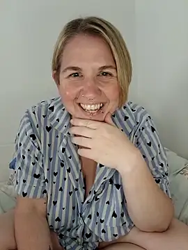 LaceyWestxx online show from 11, 10, 2025