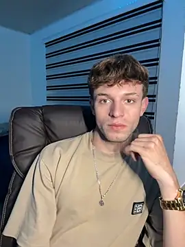 noah red online show from 8, 10, 2025