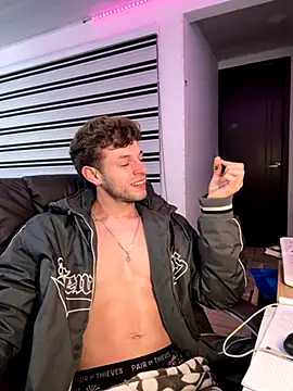 noah red online show from 13, 10, 2025