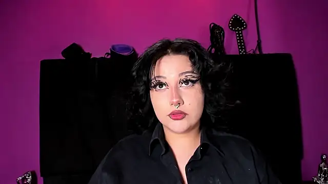 Snapshot of SabbathSinclair chatting on 10, 10, 2025 SabbathSinclair online show from 10, 10, 2025