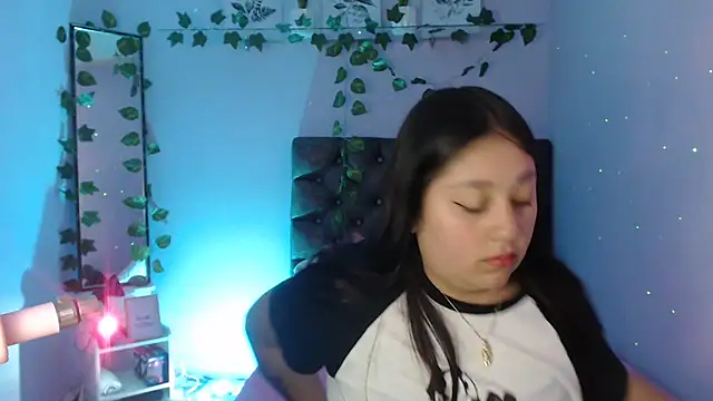 Snapshot of KOREN_JALAA chatting on 13, 2, 2025 KOREN JALAA online show from 13, 2, 2025