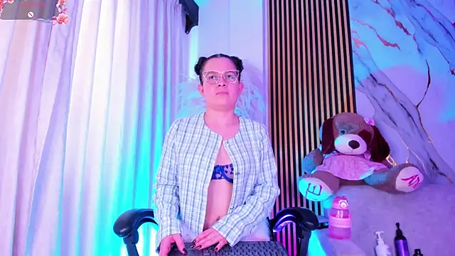 Snapshot of alejagarcia_ chatting on 22, 5, 2026 alejagarcia online show from 22, 5, 2026