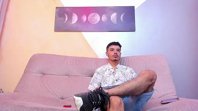 Timothe Evans online show from 7, 10, 2025