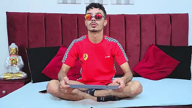 Timothe Evans online show from 11, 10, 2025