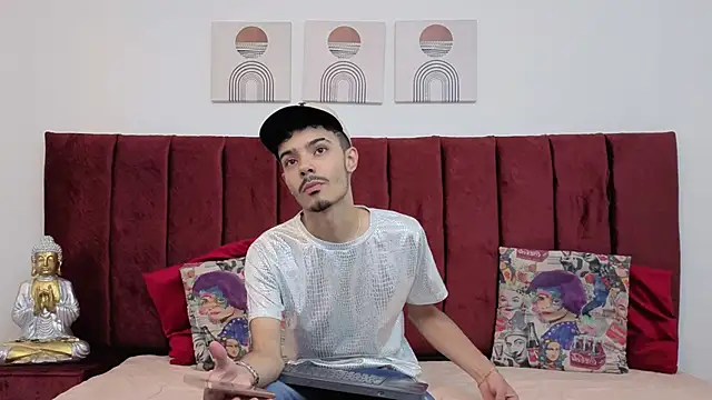 Timothe Evans online show from 14, 10, 2025