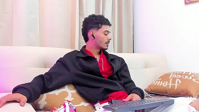 Timothe Evans online show from 7, 2, 2026