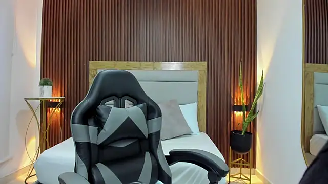 Snapshot of kaitt_ chatting on 3, 3, 2026 kaitt online show from 3, 3, 2026