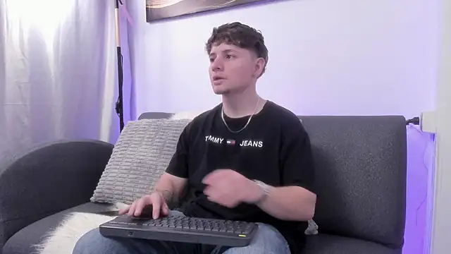 Leoo Miller online show from 19, 12, 2025