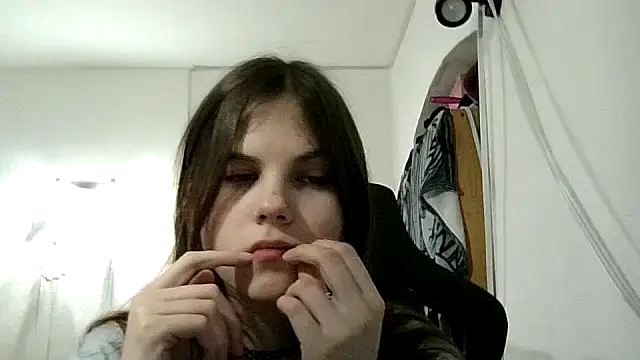 Alicemyrr online show from 16, 2, 2026