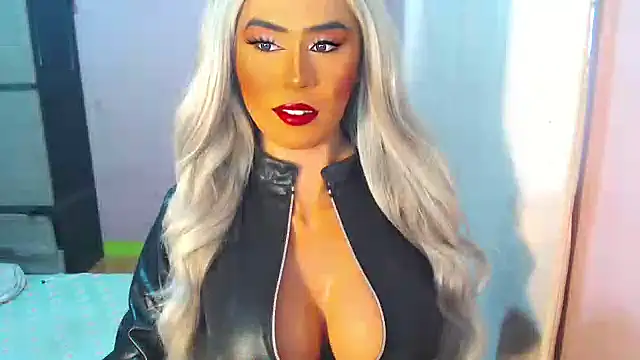 Snapshot of Lustyscarlette_ chatting on 7, 10, 2025 Lustyscarlette  online show from 7, 10, 2025