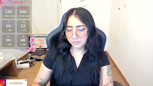 LoveLyy- online show from 13, 5, 2026