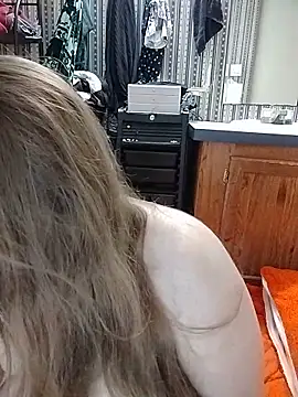 AugustRayn online show from 18, 6, 2026