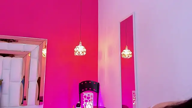 Snapshot of Cameron_naughty chatting on 3, 11, 2025 Cameron naughty online show from 3, 11, 2025