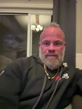 Muscledick40 online show from 4, 3, 2026