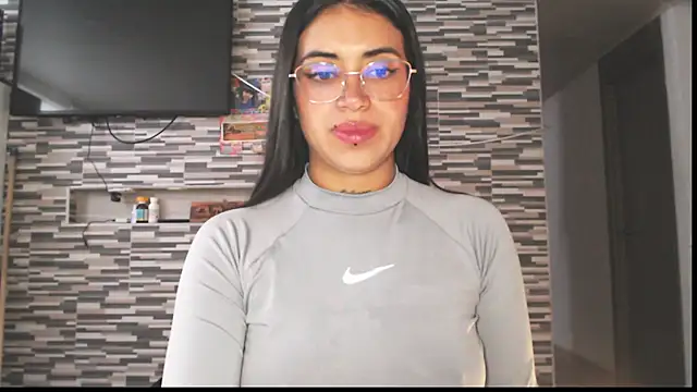 Carla Bennett   online show from 6, 10, 2025