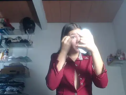 Snapshot of Saraa_loove chatting on 20, 10, 2025 Saraa loove online show from 20, 10, 2025