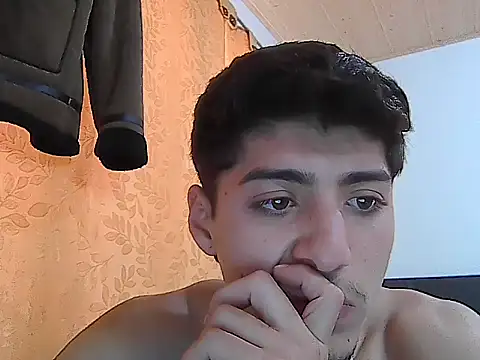 JULIANGREY online show from 5, 10, 2025