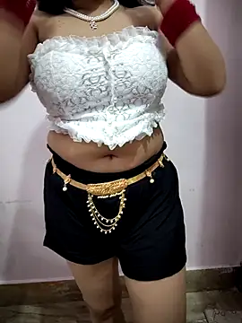 Snapshot of Golden_girl2 chatting on 5, 10, 2025 Golden girl2 online show from 5, 10, 2025
