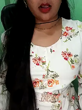 Snapshot of Rashmi_011 chatting on 4, 3, 2026 Rashmi 011 online show from 4, 3, 2026