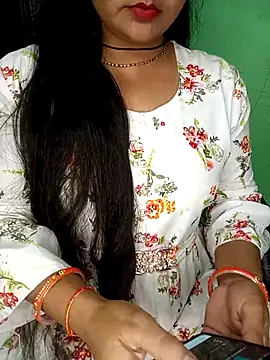 Snapshot of Rashmi_011 chatting on 6, 3, 2026 Rashmi 011 online show from 6, 3, 2026