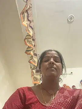 Snapshot of Sapnahot34 chatting on 5, 11, 2025 Sapnahot34 online show from 5, 11, 2025