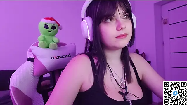 KristiBloom online show from 17, 11, 2025