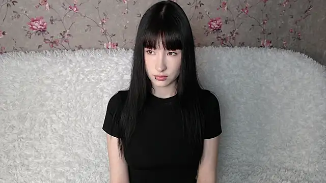 NaemiiBlush online show from 9, 5, 2026