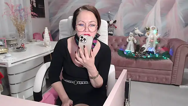 Arisa5000 online show from 8, 1, 2025