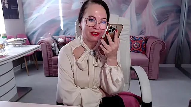 Arisa5000 online show from 3, 11, 2025