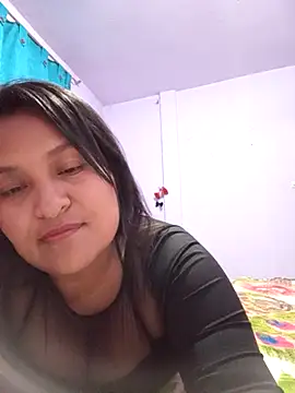 lucia00xx online show from 2, 2, 2026