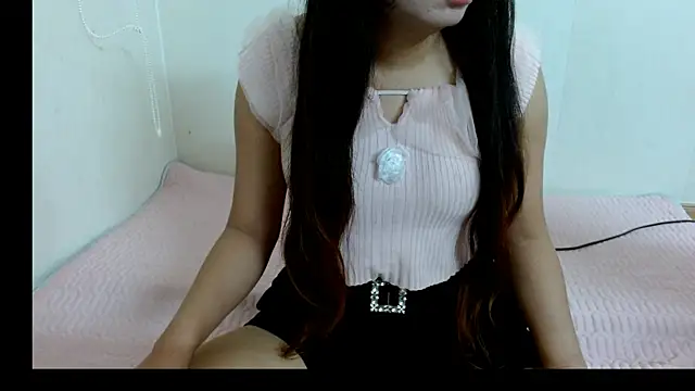 Snapshot of Baby_Leosexx chatting on 8, 10, 2025 Baby Leosexx online show from 8, 10, 2025