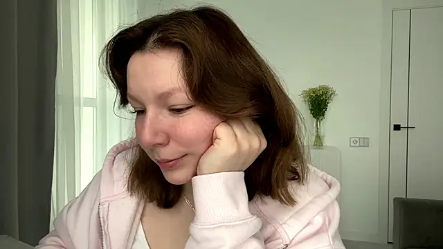 Snapshot of TamekiaSamii chatting on 19, 11, 2025 TamekiaSamii online show from 19, 11, 2025