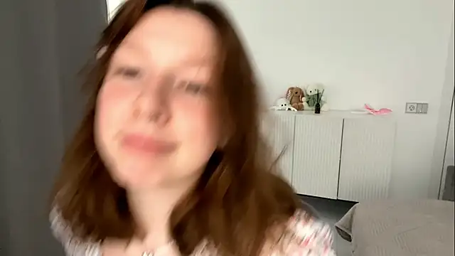 Snapshot of TamekiaSamii chatting on 17, 12, 2025 TamekiaSamii online show from 17, 12, 2025